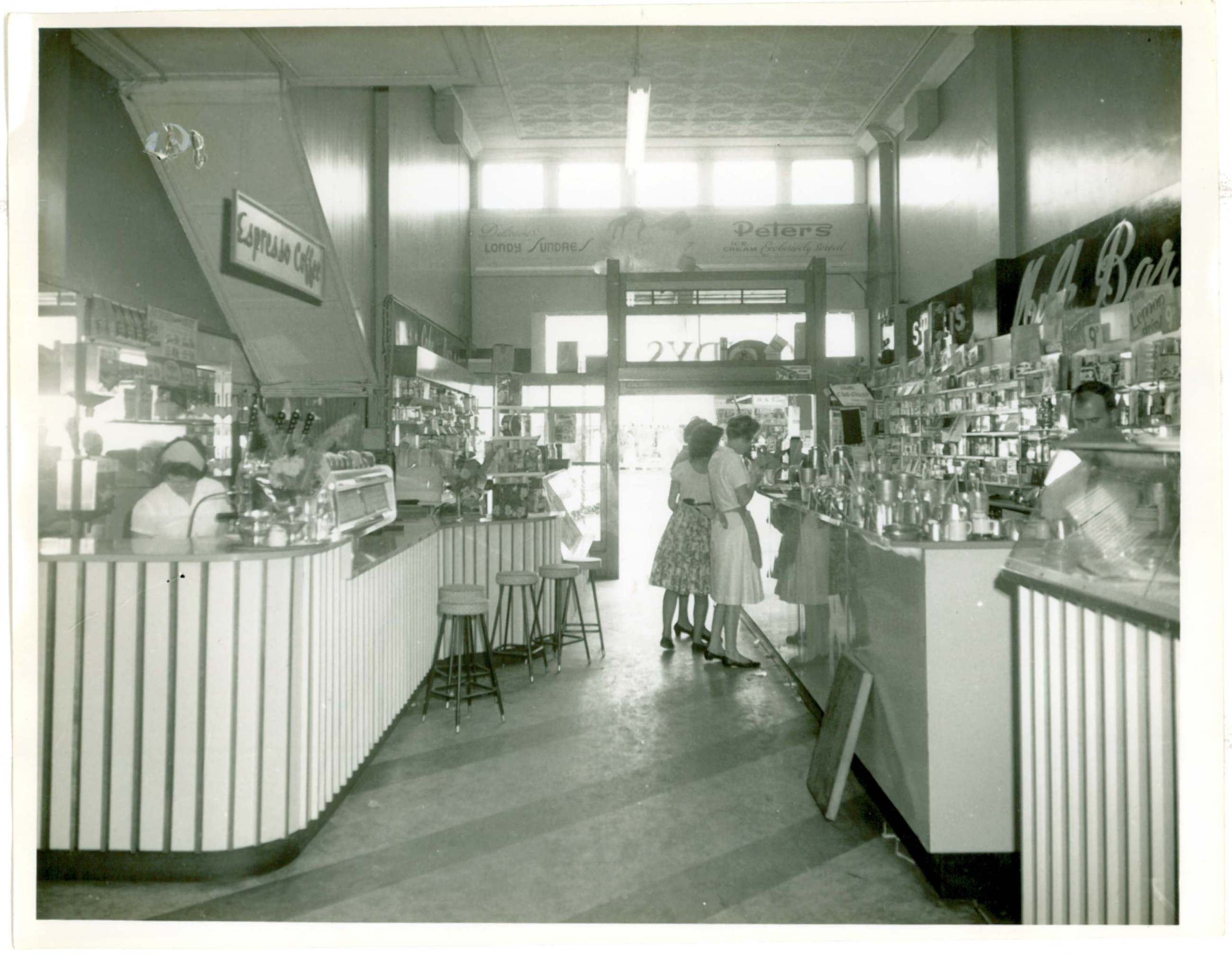 Espresso and milk bar, Londys café, Toowoomba, 1962 Queensland